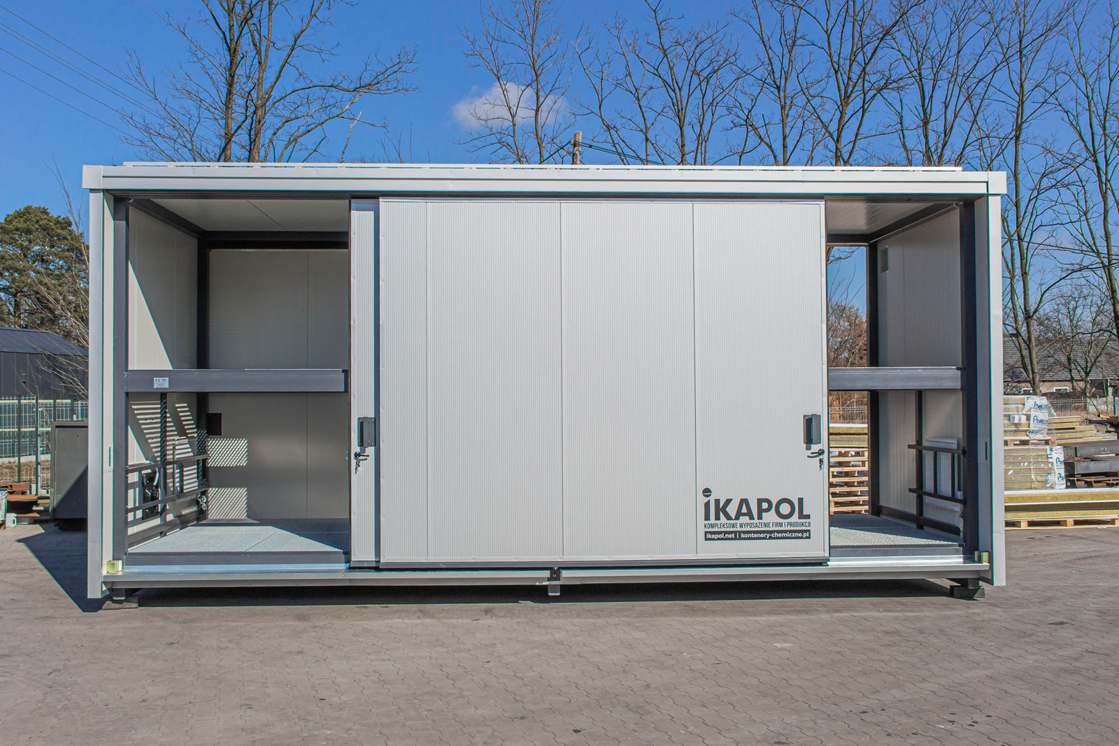 Protipožární sklady • Sklad s požární odolností REI 120 • Sklady na nebezpečné látky • IKAPOL